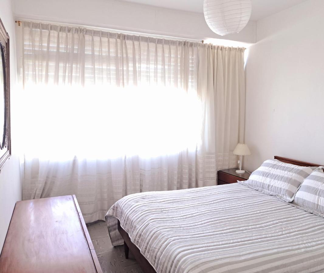 Amplio Departamento, 3 Ambientes, Muy Luminoso Y Muy Bien Comunicado. Buenos Aires